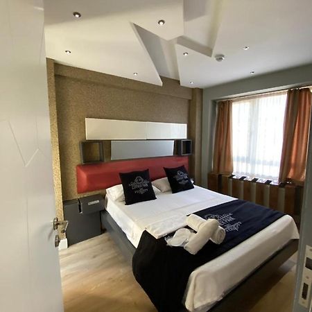 The Sisli Corner Park Inn Istanbul Bagian luar foto
