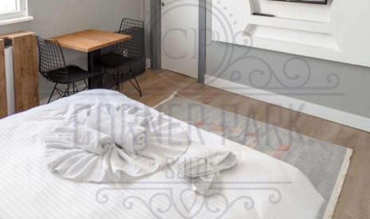 The Sisli Corner Park Inn Istanbul Bagian luar foto