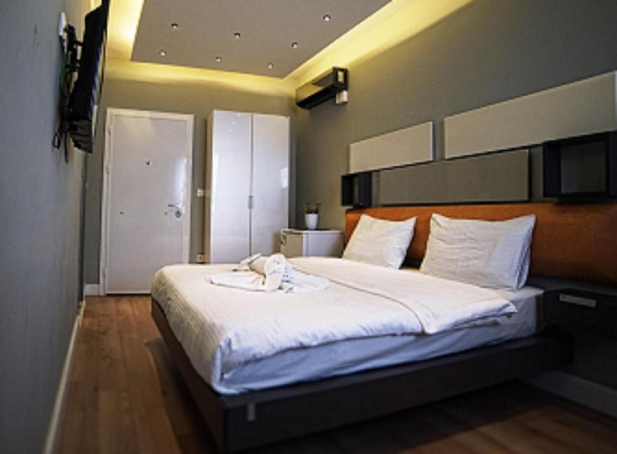 The Sisli Corner Park Inn Istanbul Bagian luar foto