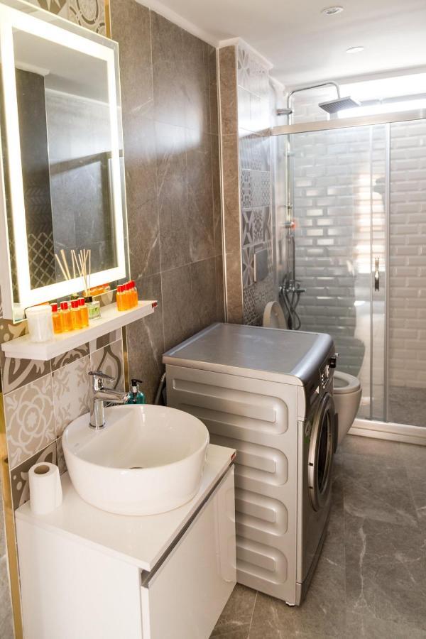 The Sisli Corner Park Inn Istanbul Bagian luar foto